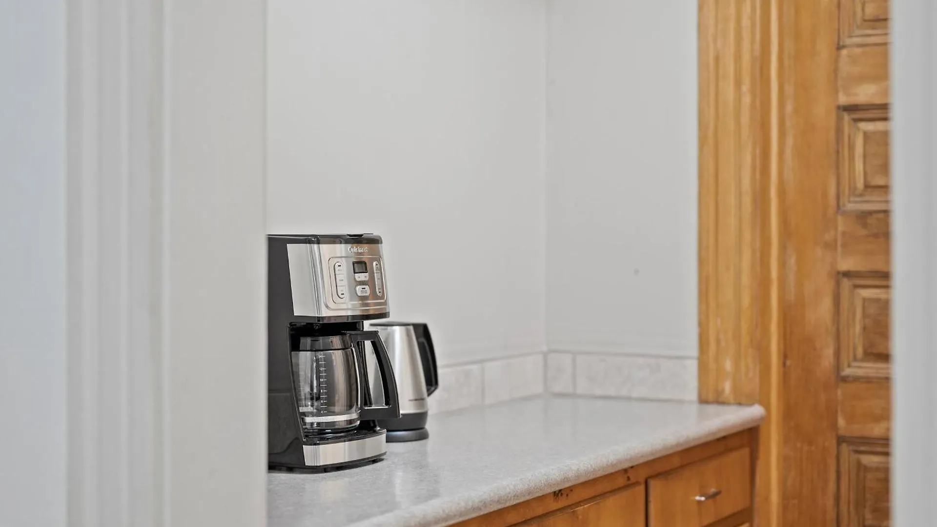 Oakland, Pittsburgh !F Unique And Stylish Private Bedroom With Private Bathroom