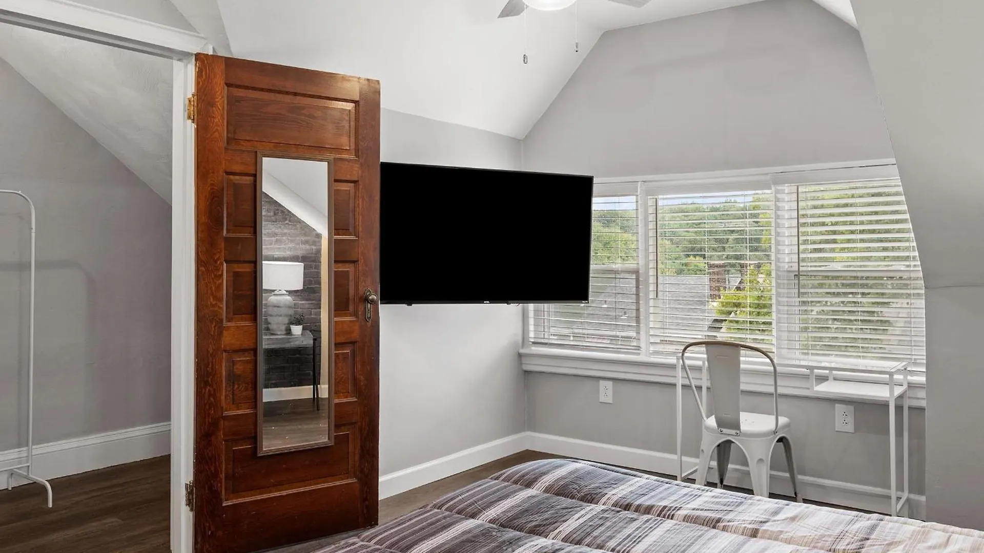 Oakland, Pittsburgh !F Unique And Stylish Private Bedroom With Private Bathroom 0*,  United States